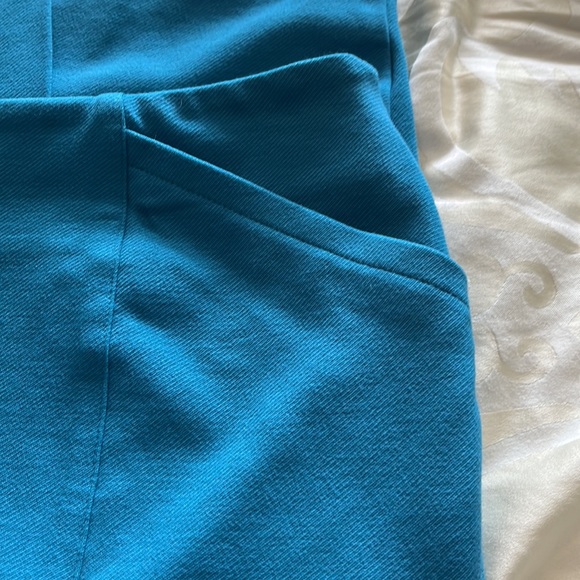 CABI pencil skirt - Picture 4 of 5